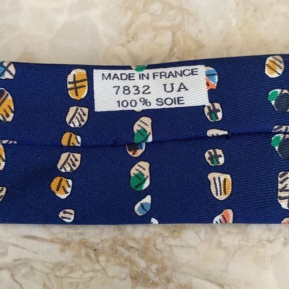 Hermes 100% Silk Tie - Picture 9 of 9